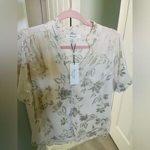 Elegant Floral Blouse in Cream and Silver